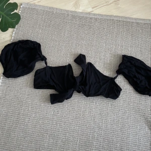 Oanvänd croptop  - Helt ny croptop från nakd 