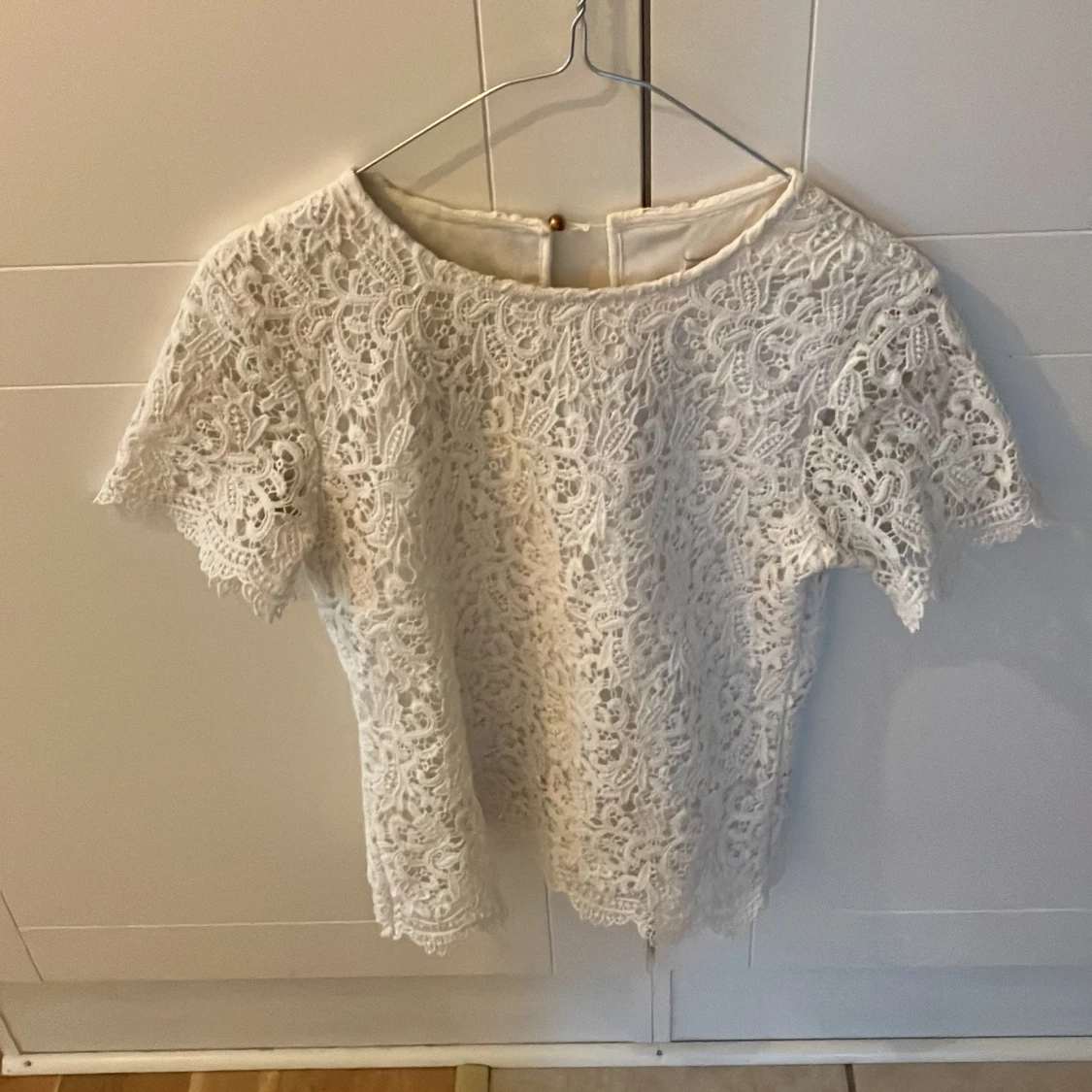 Söt liten topp i spets  - 90