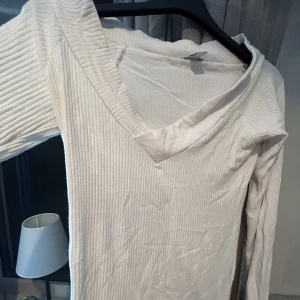 Offshoulder top S - Använd fåtal ggr S
