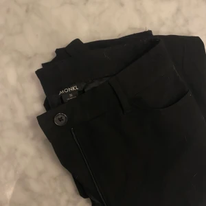 Kostymbyxor - Storlek 32/xs avklippta nertill för de var för långa på mig som är 165 