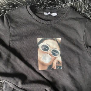 Sweatshirt - Andvänd några gånger så inga skavanker 