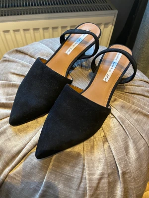 Sandaletter & other stories  - Endast använda en gång. Tyvärr för små för mig. St 38