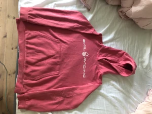 Sail racing tröja - Säljer då jag växt ut den jätte fint skick köparen står för frakten❤️