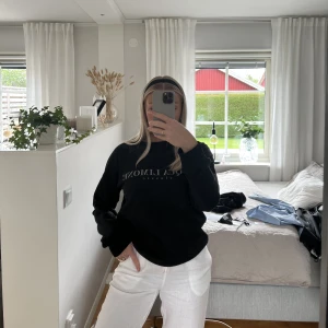 Acqua Limone - Säljer denna Acqua Limone tröja då den inte kommer till användning. Superfint skick! Storlek XS 🖤