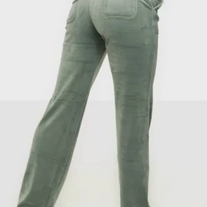 Juciy byxor - Lågmidjade juciy❤️ säljer för de är för små