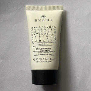 Serum från Avant - Ett anti-age serum från lyxiga märket Avant, nypris runt 900 kr 💖jag säljer för 200kr inkl. frakten.  Priset är såklart diskuterbart så bara skicka ett Dm om du är intresserad❤️Serumet är endast testad en gång❤️