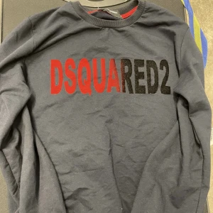 Tröja  - Använd endast ett par gånger 