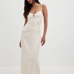 Nakd klänning  - Helt ny med lappar på!💞 