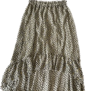 Mönstring kjol - 🤍Köp 4 tröjor för 200kr + FRI FRAKT 🤍 eller 3 för 2 på alla plagg 