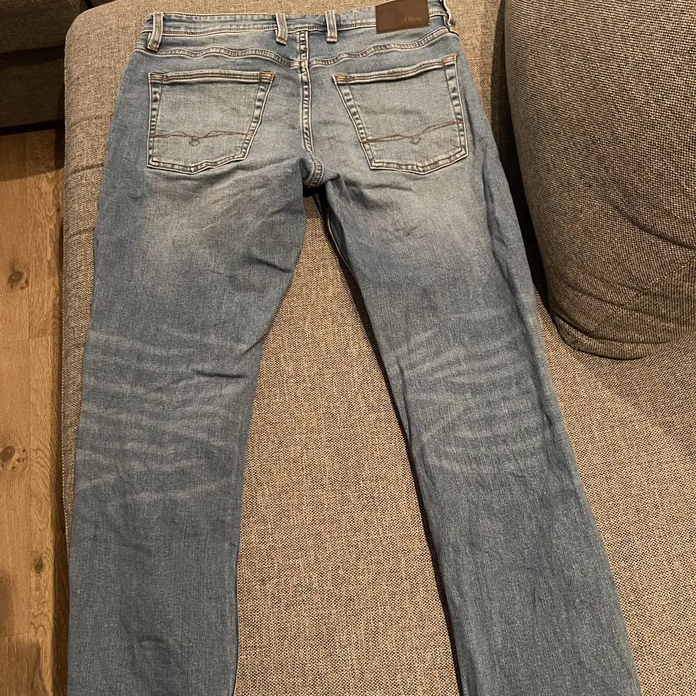 Oanvända jeans i storlek W29 L32. Jeans & Byxor.