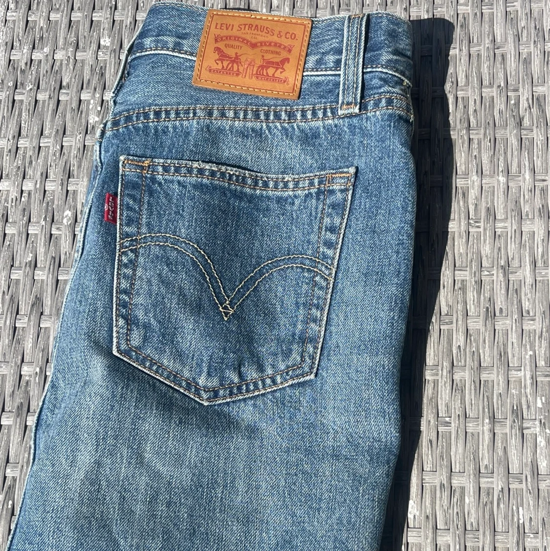 Jeanskjol från levis - 90