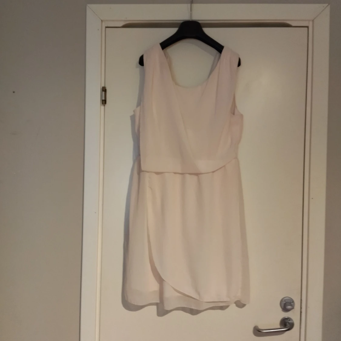 Vila klänning stl M i nyskick 