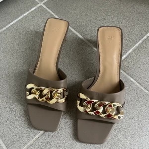 Sandaletter strl 40 - Oanvända med prislapp kvar