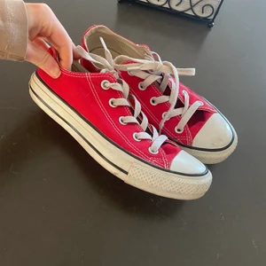 Converse skor  - Använda men i gott skick. Converse i storlek 36 