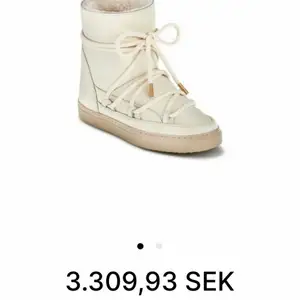 Säljer mina inuikii vinter skor som är använda få antal gånger. Köptes för lite över 3000 men säljer för 1100 + frakt efterosm de är så nya👌🏼 skorna är storlek 38 men passar 39