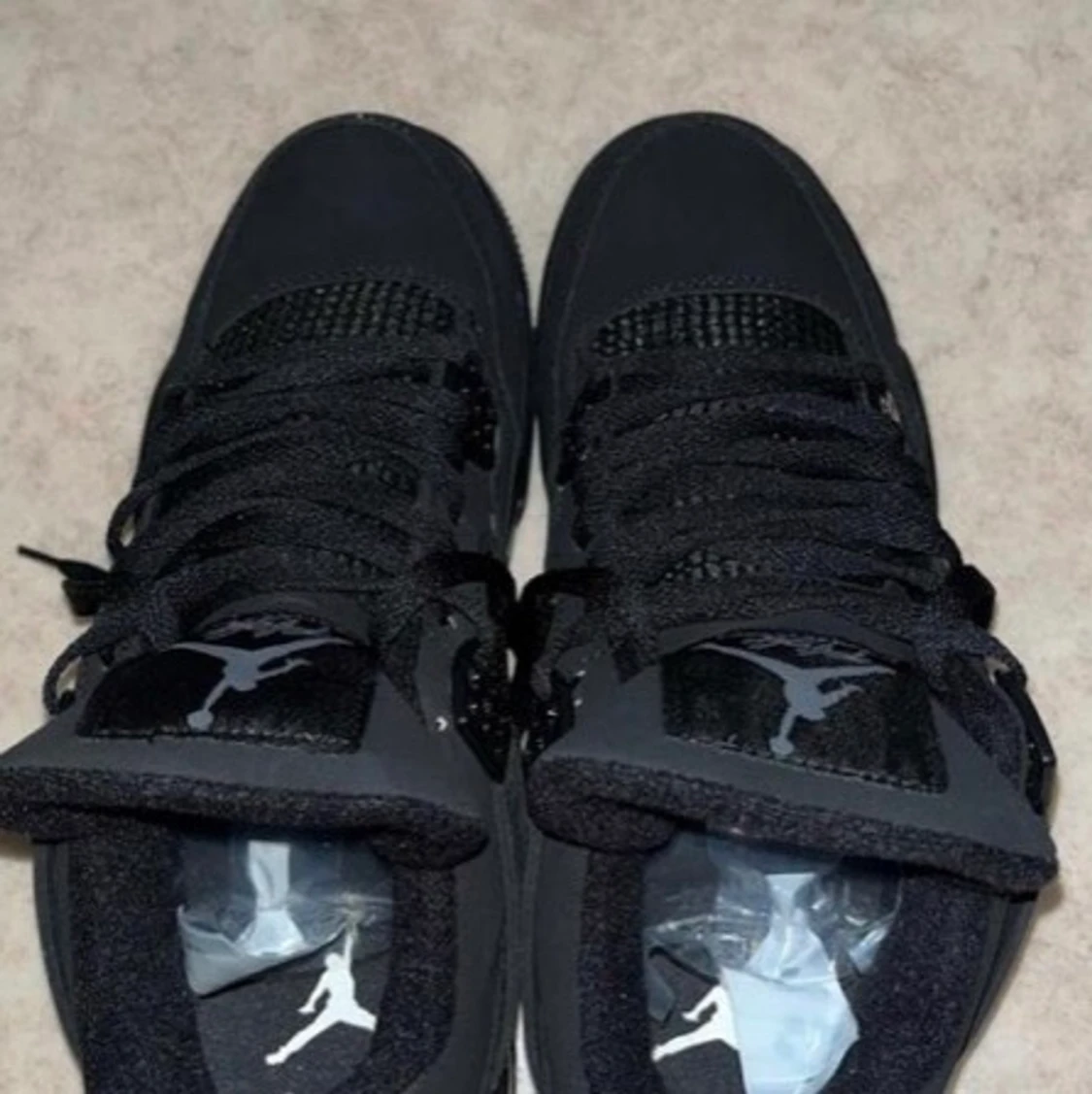 Jordan 4 (black cats)