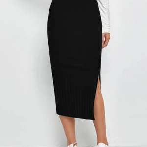 Kjol - Fin ny kjol i strl XS   40kr  Kan fraktas mot fraktkostand