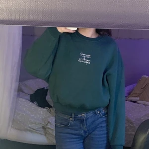 Madlady sweatshirt  - En fin grön sweatshirt från Madlady! Köpt för ca 2 år sedan men i gott skick! Köpt för ca 500kr❤️