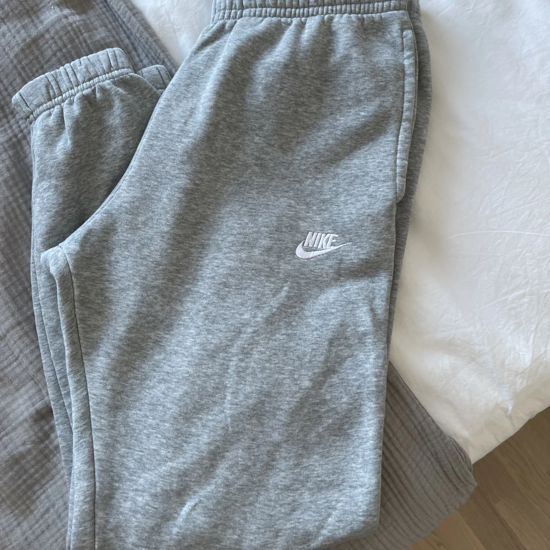 Grått Nike set