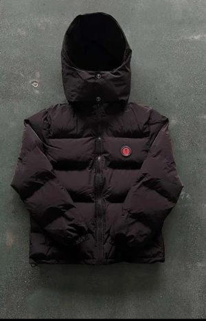 Trapstar jacka - Trapstar jacka storlek Small medium larz finns det. pris kan diskuteras, snabb affär helst.