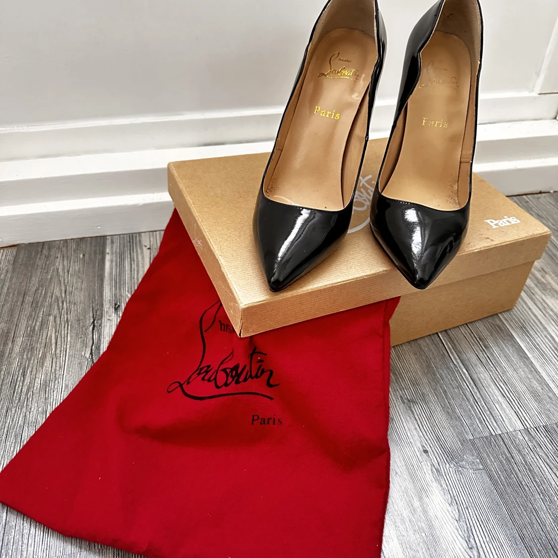 Christian Louboutin 38