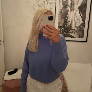 Tröja från other stories  - ljusblå stickad tröja i bra skick!