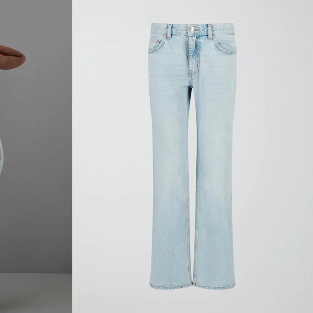 Säljer dessa jeans från Gina, använda få gånger. Kom privat för fler bilder💗💗. Jeans & Byxor.