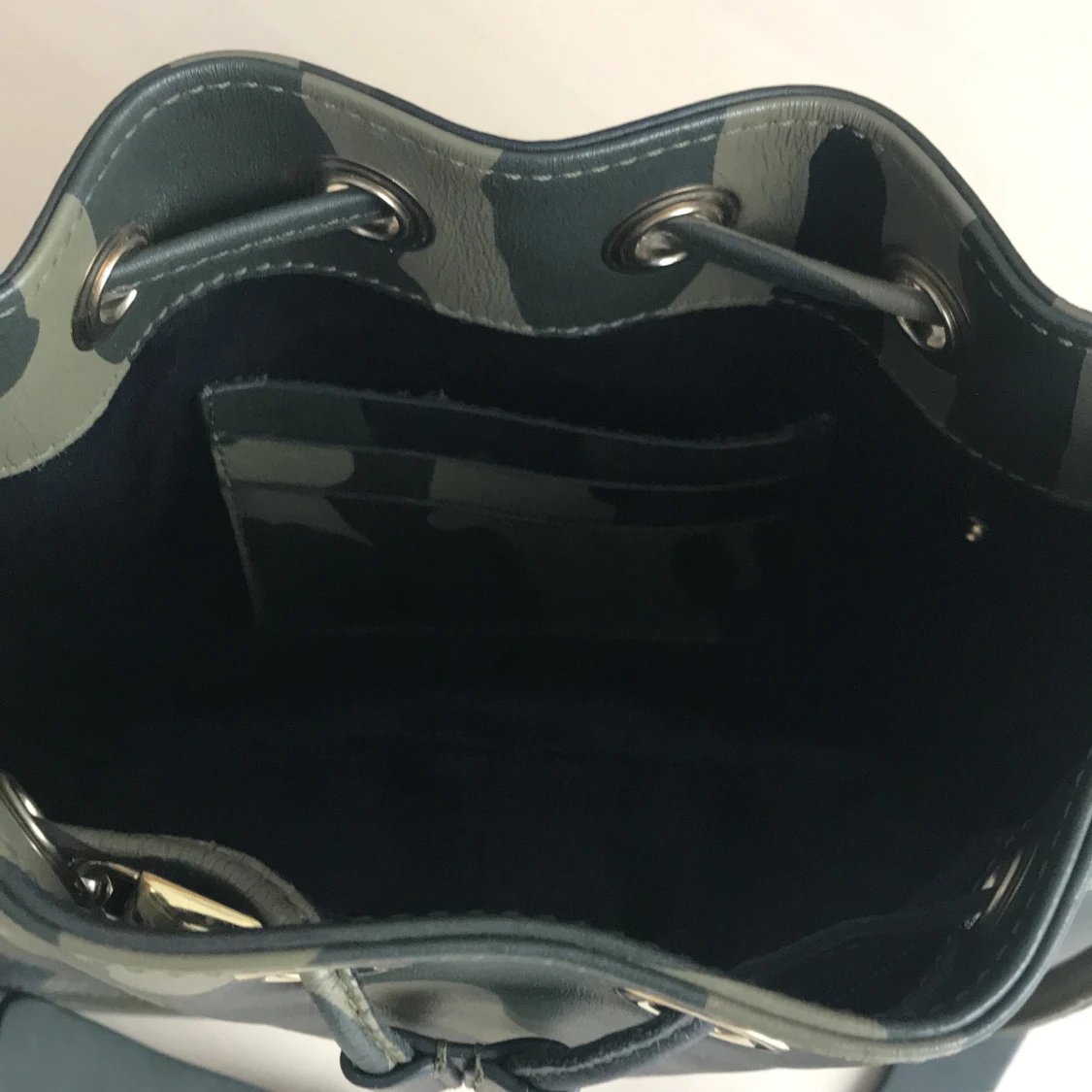 Cool Crossbody kamouflage - 91