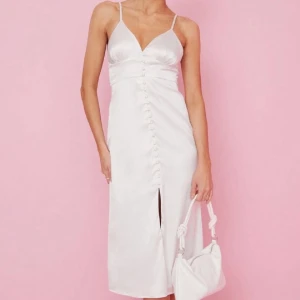 Bianca x NELLY - Ny!! Storlek 36.