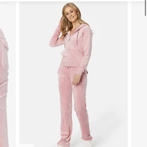 Juicy  - Vill byta mitt juicy sett i färgen zephyr den har fickor på baksidan,  båda delarna är i nyskick och i storlek xs, kom privat för egna bilder (vill endast byta till några me fickor) 