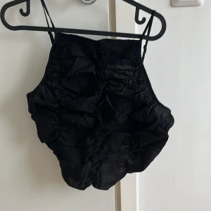 Linne  - Helt nytt linne från HM, aldrig använt. Slutsålt 