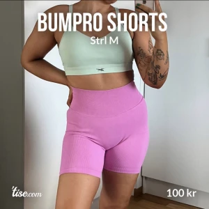BUMPRO SHORTS  - Shorts fra BUMPRO  Fin rosa färg i ribb stoff🌸💓 Storlek : MEDIUM Pris : 100,-