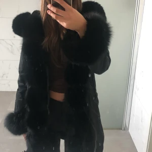 Jacka  - Värmer, jätteskön och jättefin 