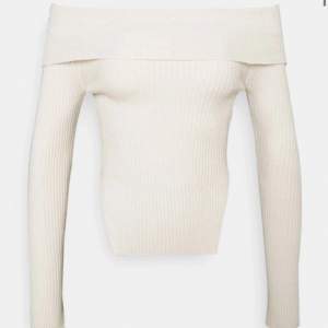 Säljer denna fina tröja från Gina tricot har ej kommit till användning, hör av er i dm för intresse, priset kan diskuteras❤️ passar storlekar allt från xxs-s 