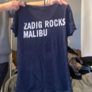 t- shirt från zadig, ok skick 