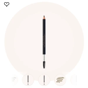 Anastasia Beverly Hills Perfect Brow Pencil "Blonde" - Blonde. Ca 70% kvar. Fraktsumman blir 10kr (frakt m frimärke) vid direkt swish till mig, välj ej Köp Nu isåfall. Samfraktar för minsta möjliga frakt kostnad för dig. Kontakta mig angående detta