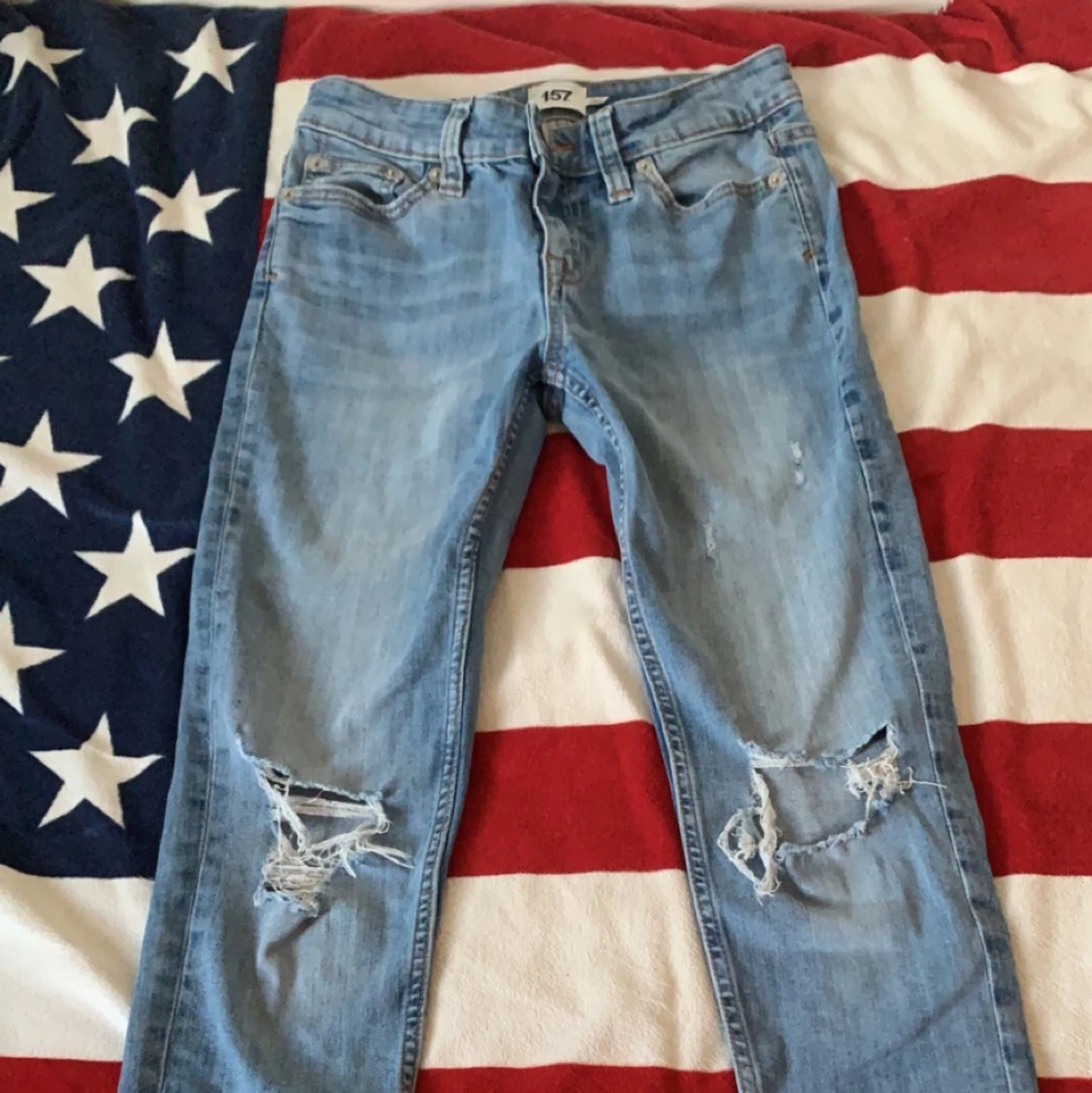 Jeans med hål, lager 157 tight strl xs