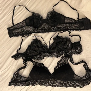 Bh:s - Knappt använda fina bralette/bh:s storlek 75B på första högst upp, sen M på de två andra