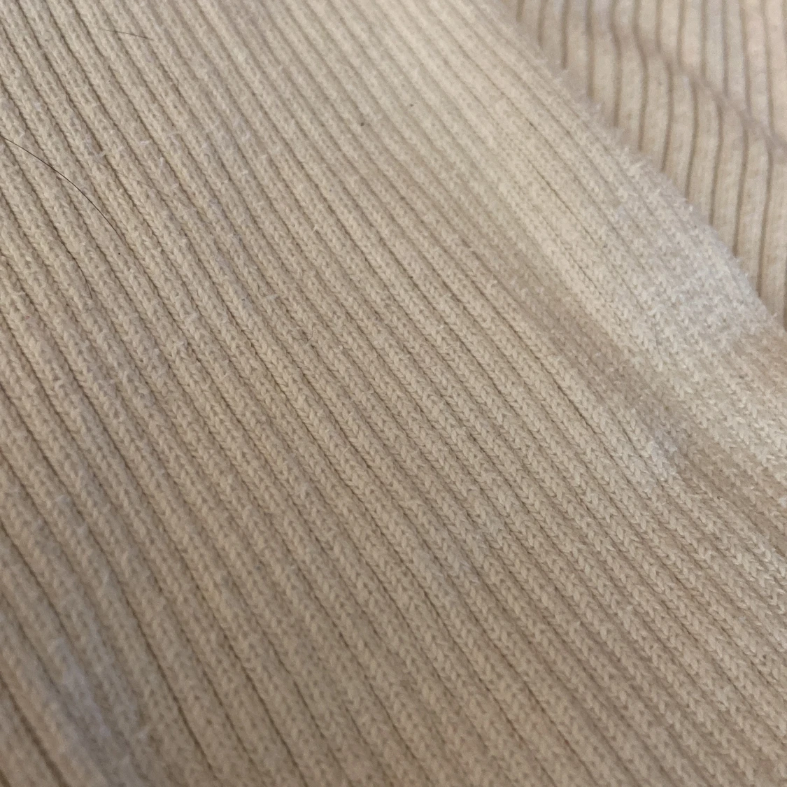 Vit kofta med knappar - 90