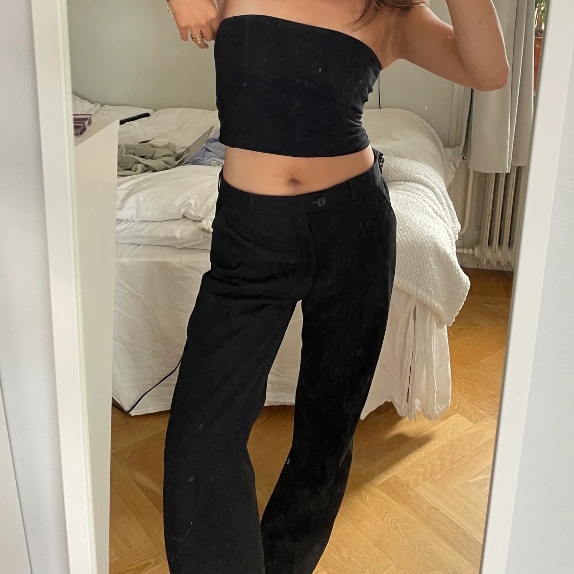 Svarta lågmidjade kostymbyxor