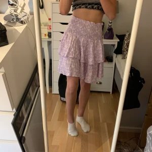 Populära kjolar - En jätte fin somrig kjol som passar till mycket. 