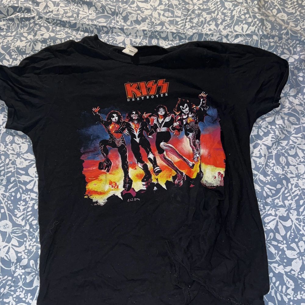 Kiss bandtröja - T-shirts | Plick Second Hand