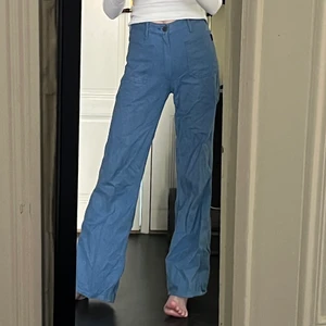 Vida byxor - Supersnygga brallor🦋😻  Midjemåttet är cirka 65 cm (och dom är lite stretchiga i midjan).