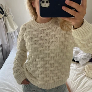 stickad tröja - stickad tröja från Fashion Union, superbra skick🌸