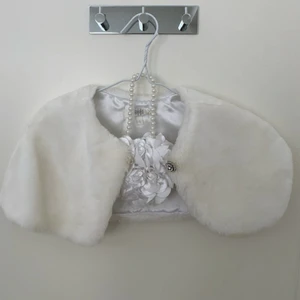 Barn festjacka med  blommig väska  - Barn festjacka med  blommig väska