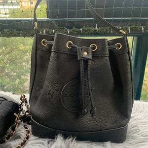 Coatch kopi - Säljer denna coatch k i skinn. Oanvänd 