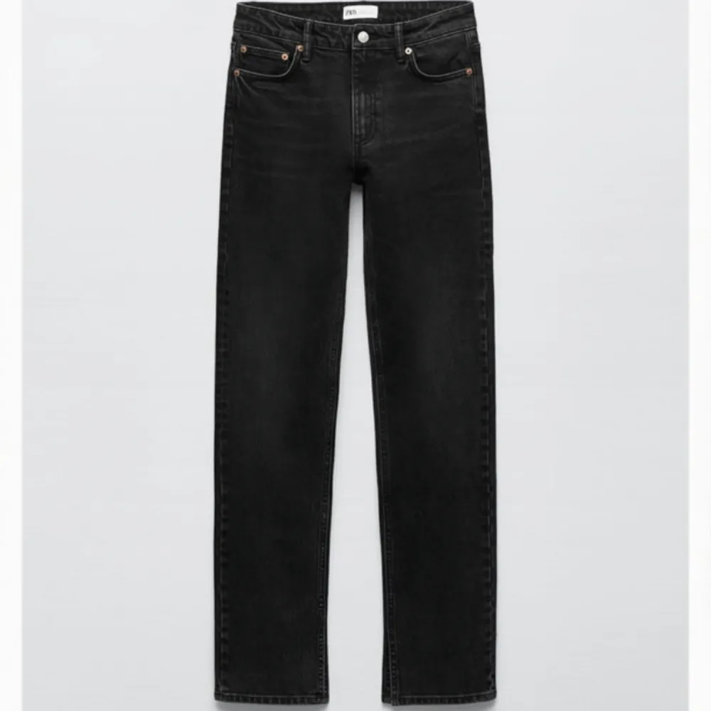 Snygga jeans från Zara. Jeans & Byxor.