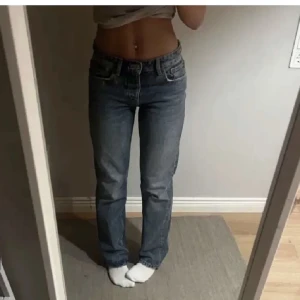 Midrise jeans  - Lånad bild! Populära zara jeans i bra skick❤️❤️❤️