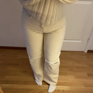 Beiga jeans bershka  - Strl 40, wide leg, bra skick, frakt 49kr