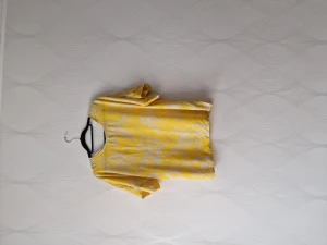 Lätt tröja  - Lätt och tunn sommar tröja ☀️